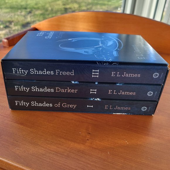 Fifty Shades Trilogy Boxed Set Paperback Books - Picture 3 of 3